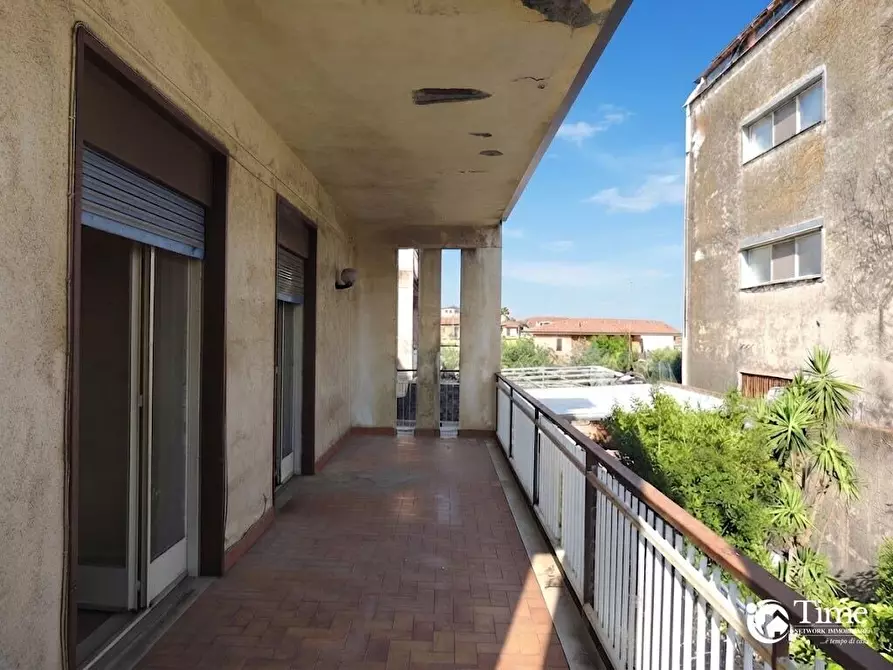 Immagine 23 di Pentalocale in vendita  in Via delle Azalee 13 a Misterbianco