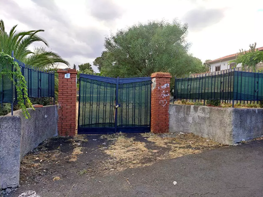 Immagine 2 di Terreno edificabile in vendita  in Via Dei Gelsomini 16 a Pedara