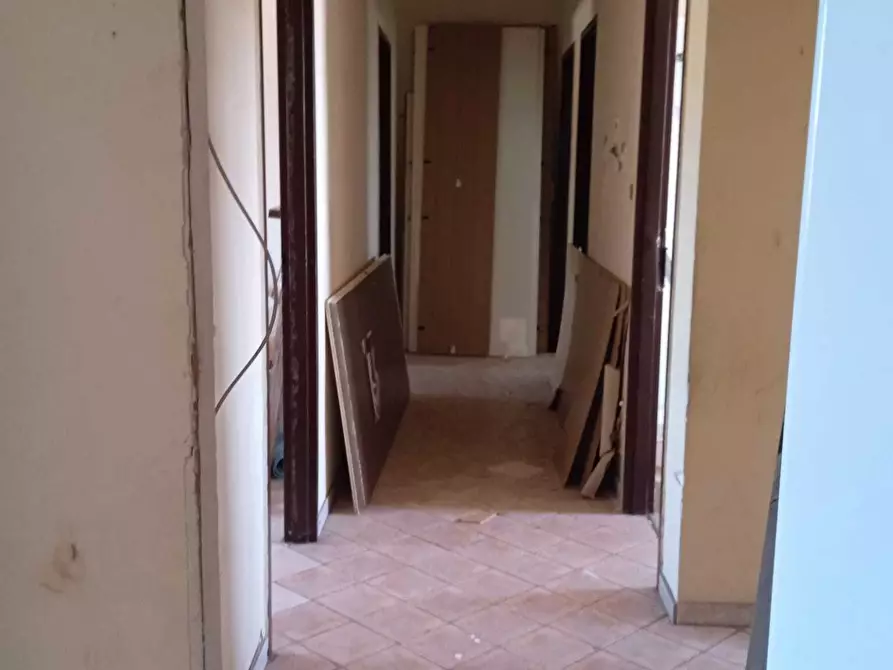 Immagine 5 di Pentalocale in vendita  in Via Sant' Antonio Eremita a San Pietro Clarenza