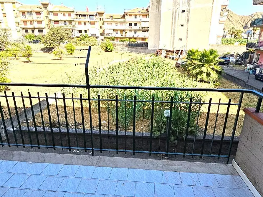 Immagine 5 di Trilocale in vendita  a Calatabiano