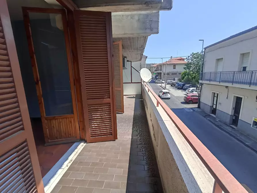 Immagine 25 di Trilocale in vendita  a Aci Castello