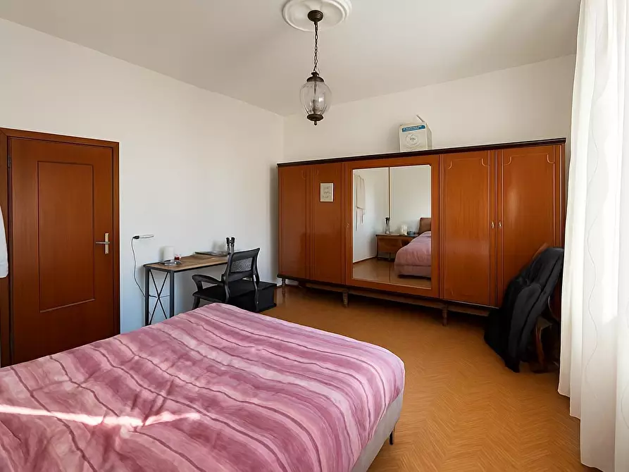 Immagine 11 di Quadrilocale in vendita  in Via L. Pulci 32 a Modena