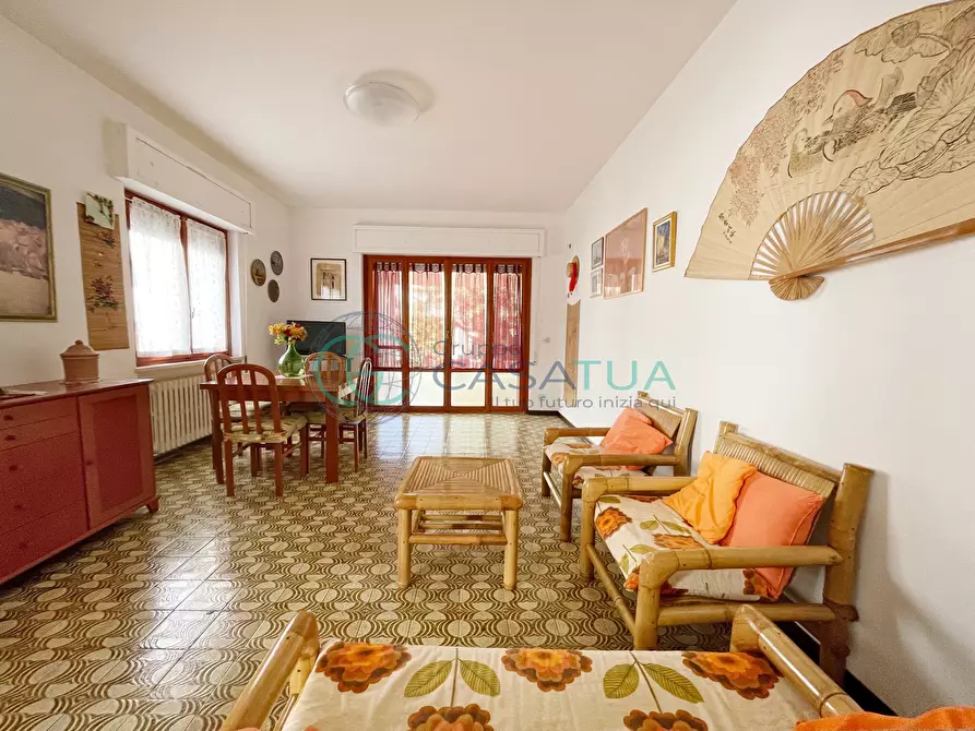 Immagine 2 di Casa trifamiliare in vendita  in Via Messina 7 a Tortoreto