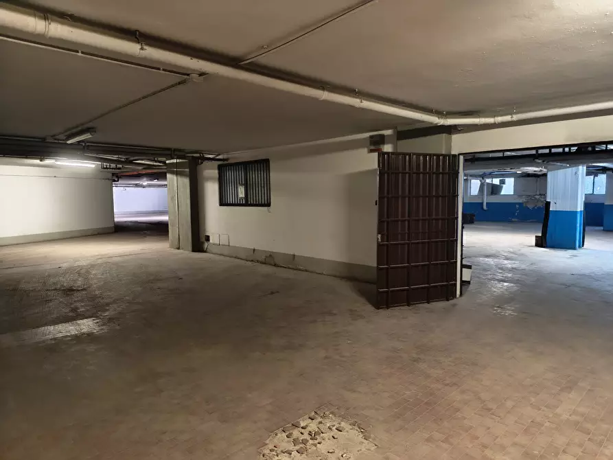 Immagine 6 di Garage in vendita  in Via Pietro Giardini 456 N a Modena