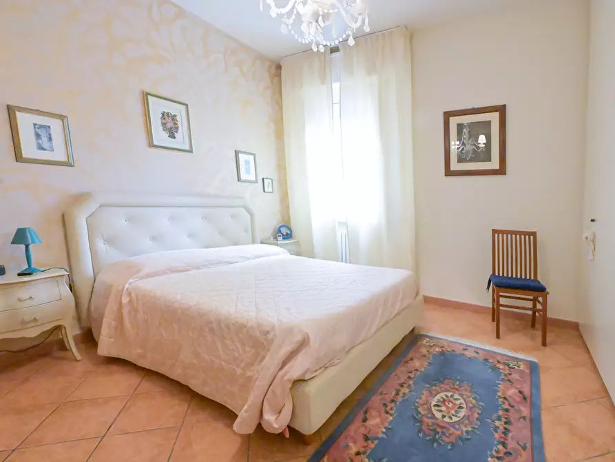 Immagine 25 di Pentalocale in vendita  in Viale Fratelli Cairoli 10 a Sassuolo