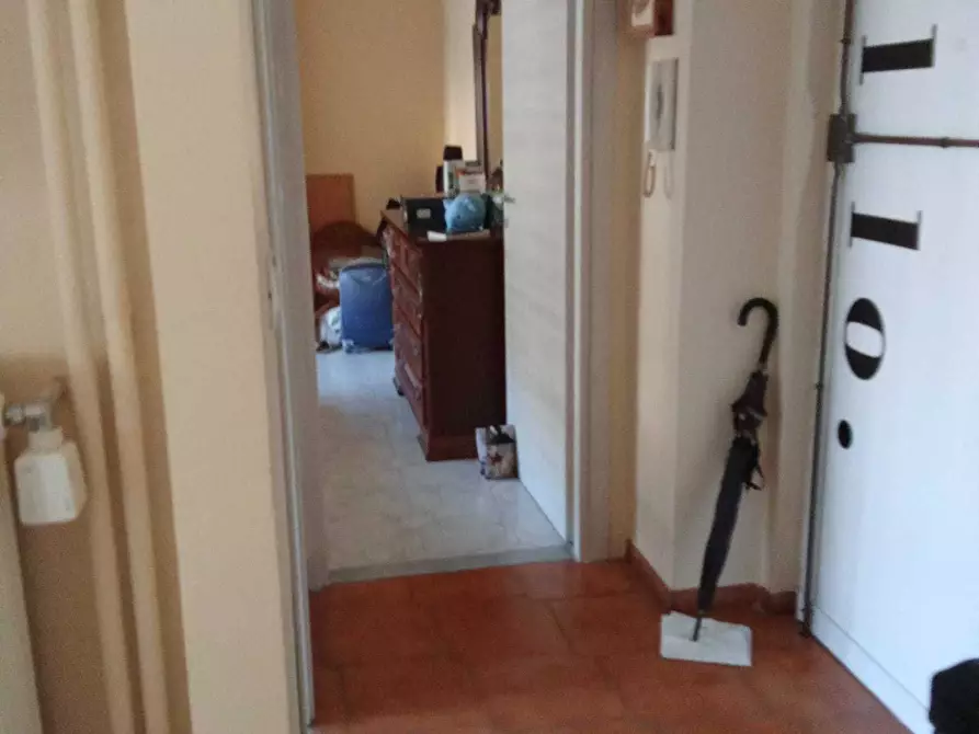 Immagine 20 di Bilocale in vendita  in Via Santhià 49 a Torino