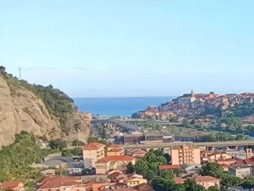 Immagine 9 di Quadrilocale in vendita  in Via Montale 4 a Ventimiglia