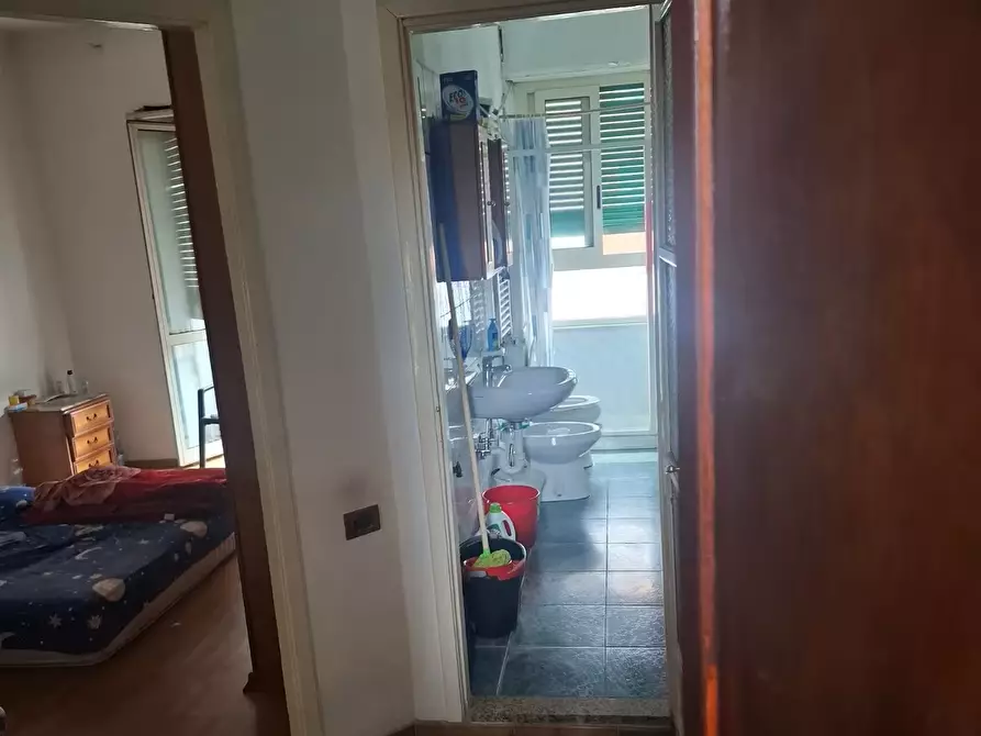 Immagine 3 di Bilocale in vendita  in Via Cherubini 32 a Torino