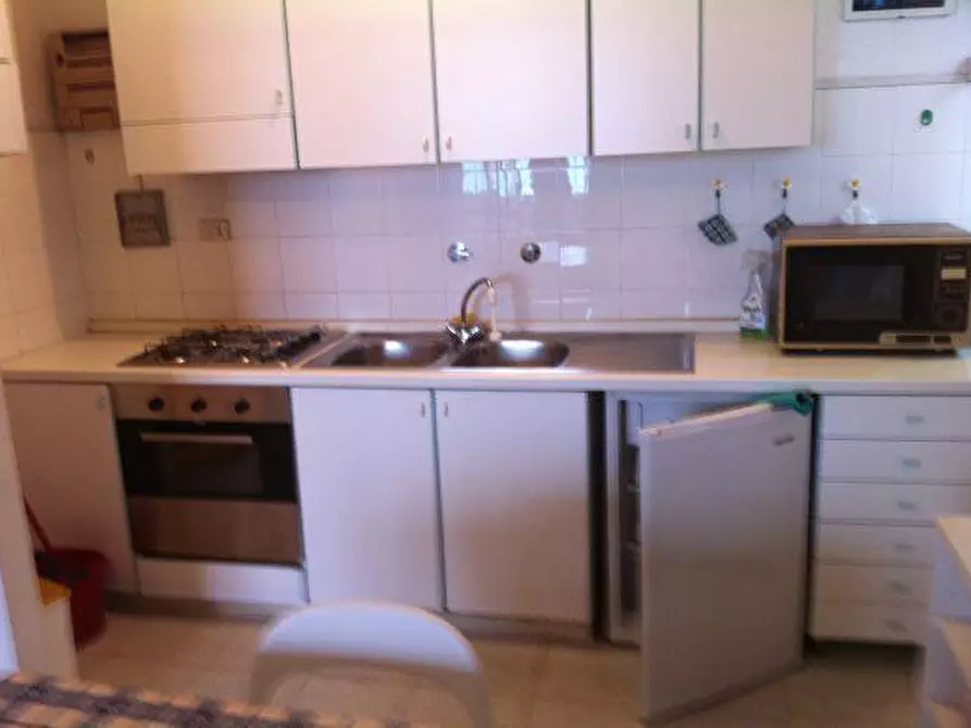 Immagine 34 di Quadrilocale in vendita  in Lungomare Argentina 10 a Bordighera