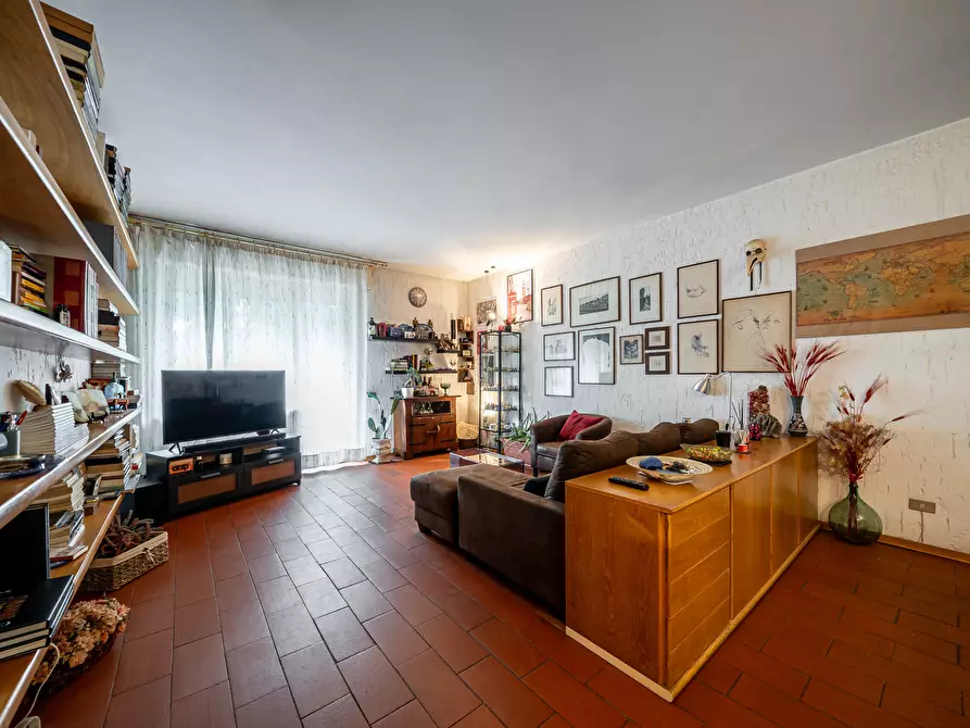 Immagine 10 di Quadrilocale in vendita  in Via Giuditta Sidoli 9600 a Parma