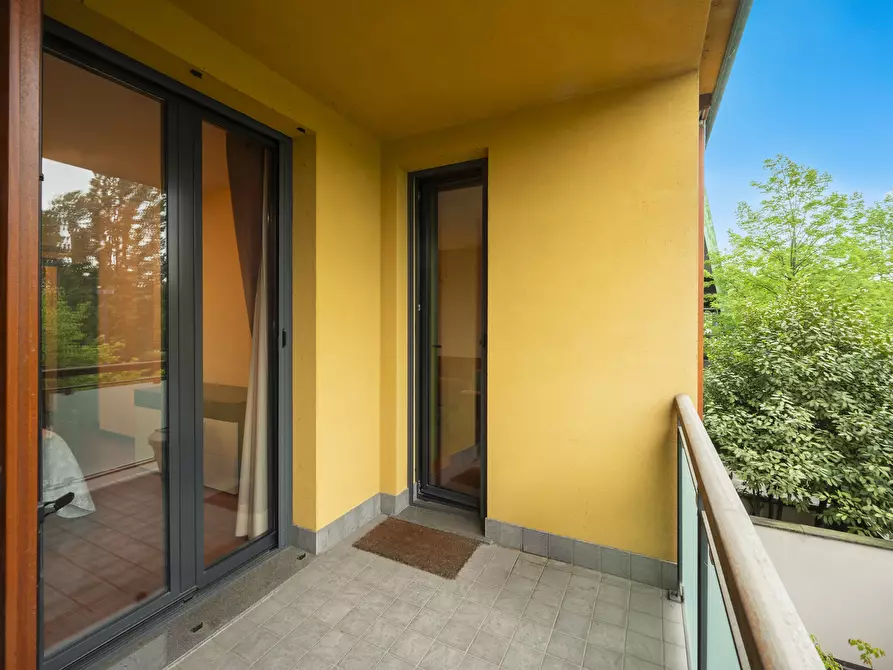 Immagine 18 di Bilocale in vendita  in Largo Monsignor Luigi Calza 7 a Parma