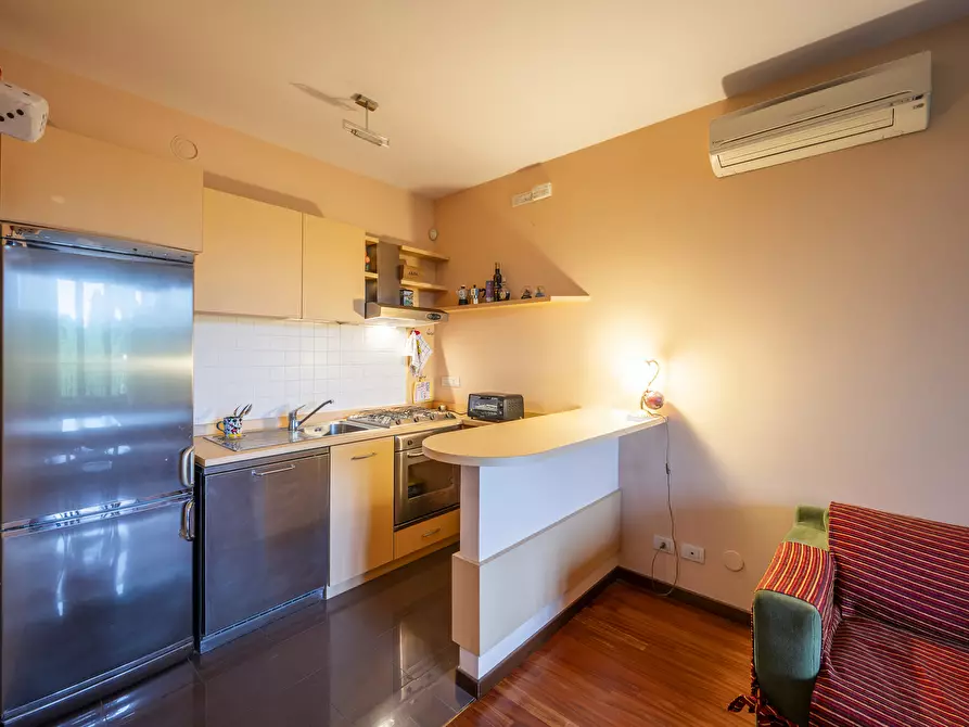 Immagine 15 di Bilocale in vendita  in Largo Monsignor Luigi Calza 7 a Parma