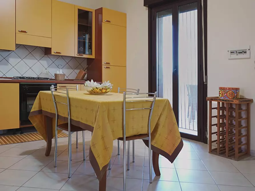 Immagine 10 di Casa indipendente in vendita  a Butera