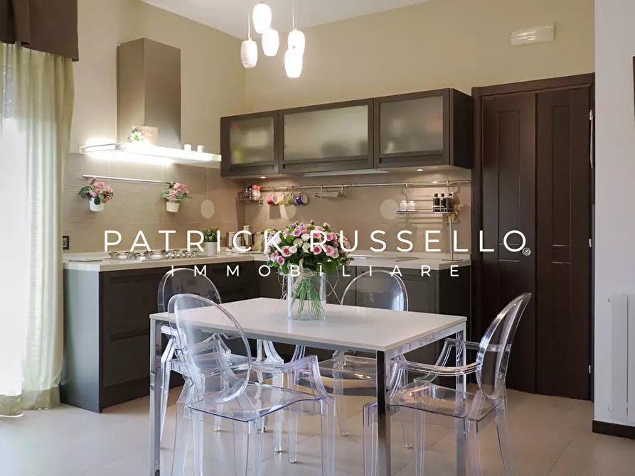 Immagine 9 di Trilocale in vendita  in Via Lupi, 37 a Gela