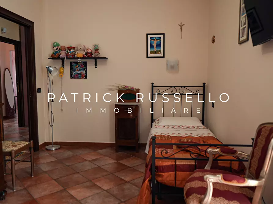 Immagine 26 di Villa in vendita  in Via Totò Principe De Curtis snc a Gela