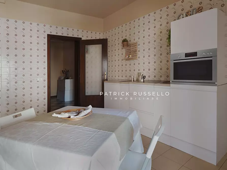 Immagine 8 di Quadrilocale in vendita  in Via Parioli 6 a Gela