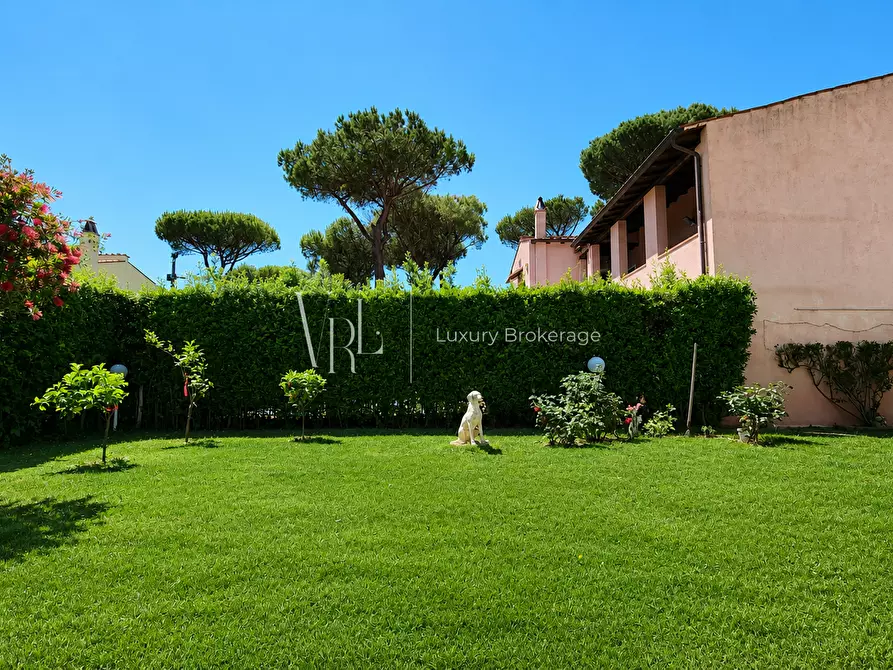 Immagine 4 di Casa bifamiliare in vendita  a Formello