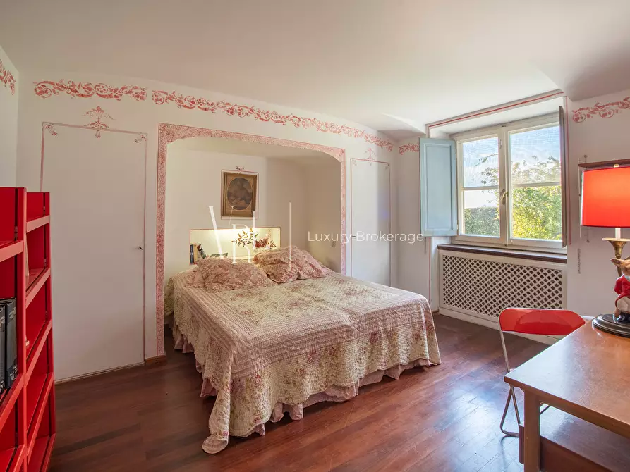 Immagine 33 di Casa indipendente in vendita  a Roma