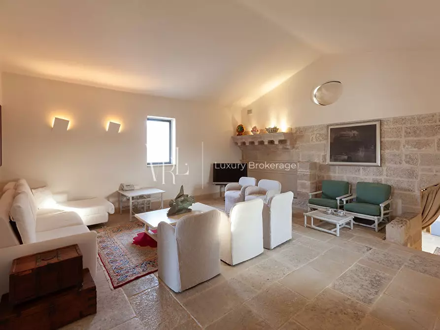 Immagine 25 di Villa in vendita  a Bagnolo Del Salento