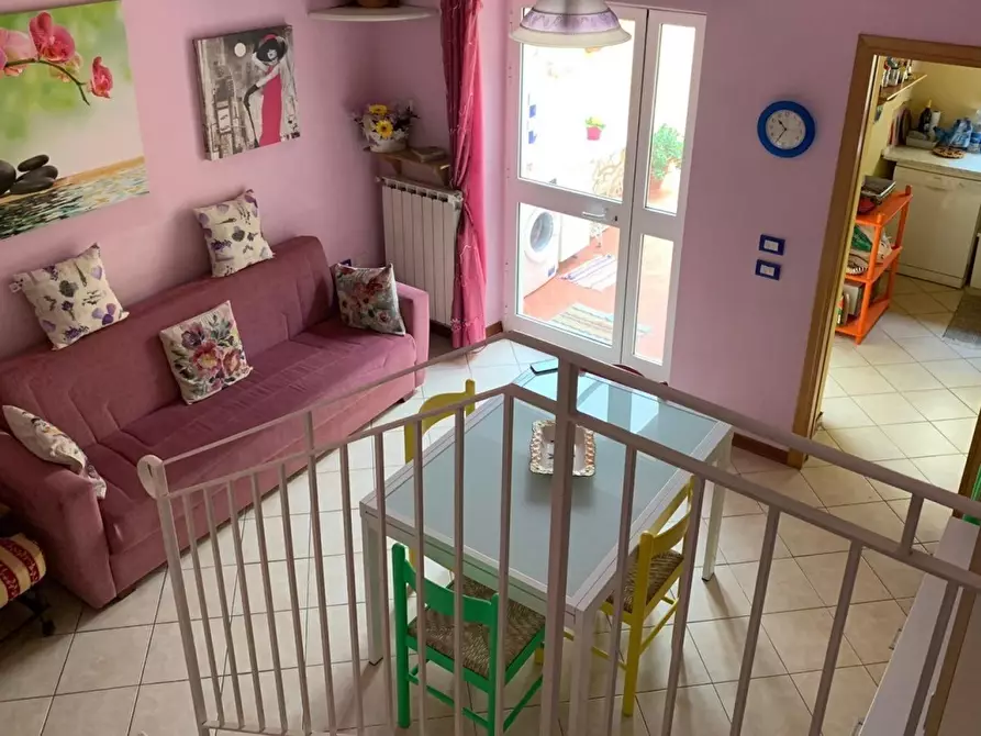 Immagine 18 di Villetta a schiera in affitto  a Viareggio