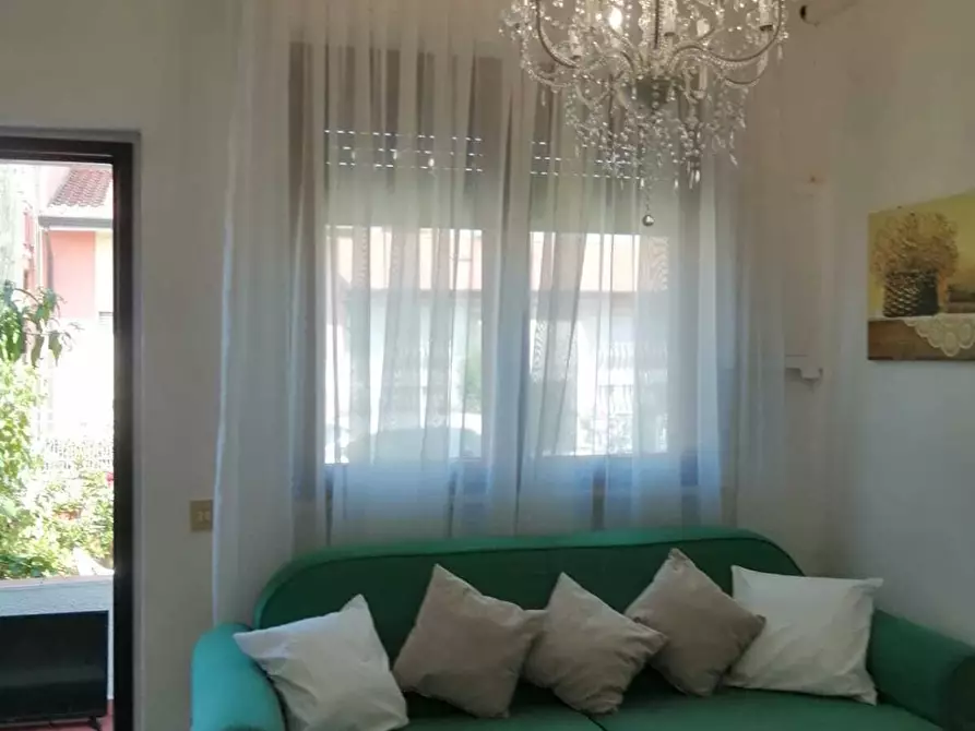 Immagine 9 di Terratetto in vendita  a Viareggio