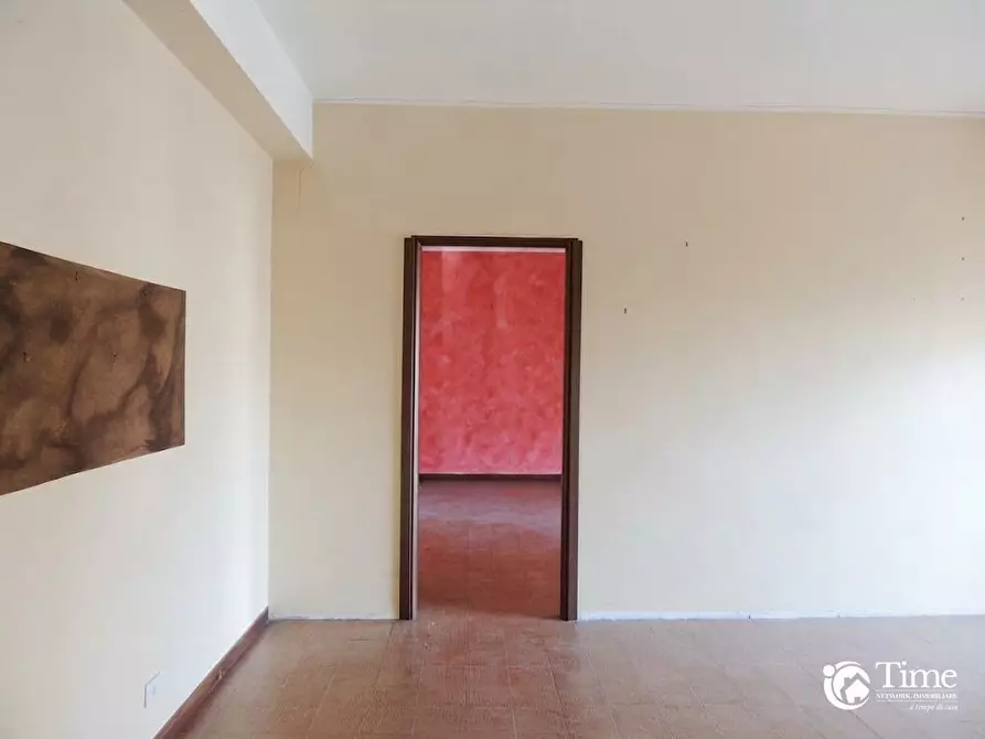 Immagine 30 di Pentalocale in vendita  in Via delle Azalee 13 a Misterbianco