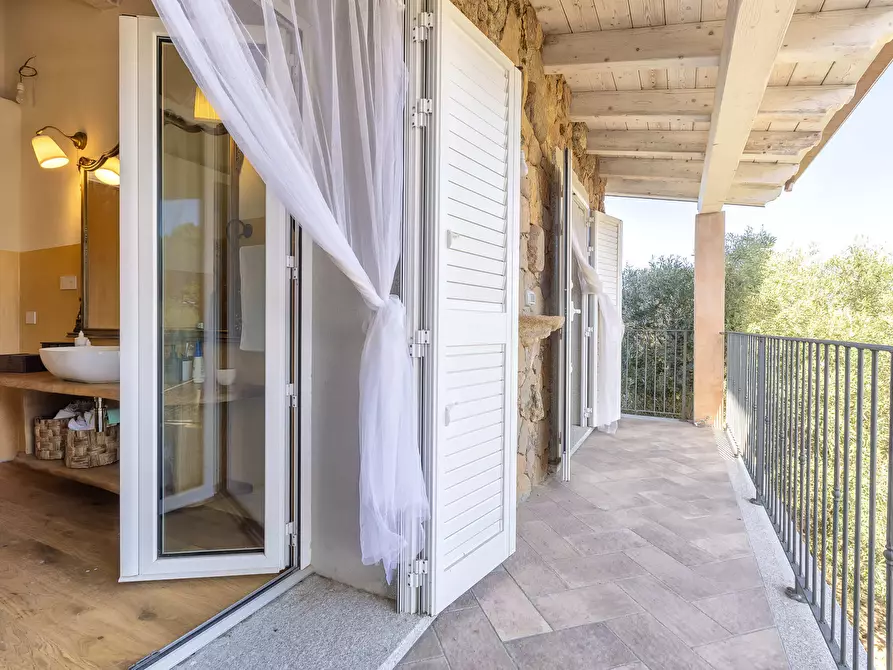 Immagine 5 di Appartamento in vendita  a Trinità D'agultu E Vignola