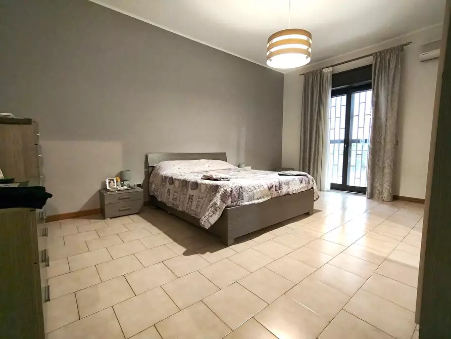 Immagine 16 di Quadrilocale in vendita  in Via Finocchiari 143A a Aci Catena