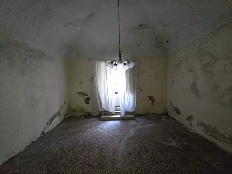 Immagine 6 di Casa indipendente in vendita  in Via Salvatore Quasimodo 2 a Belpasso