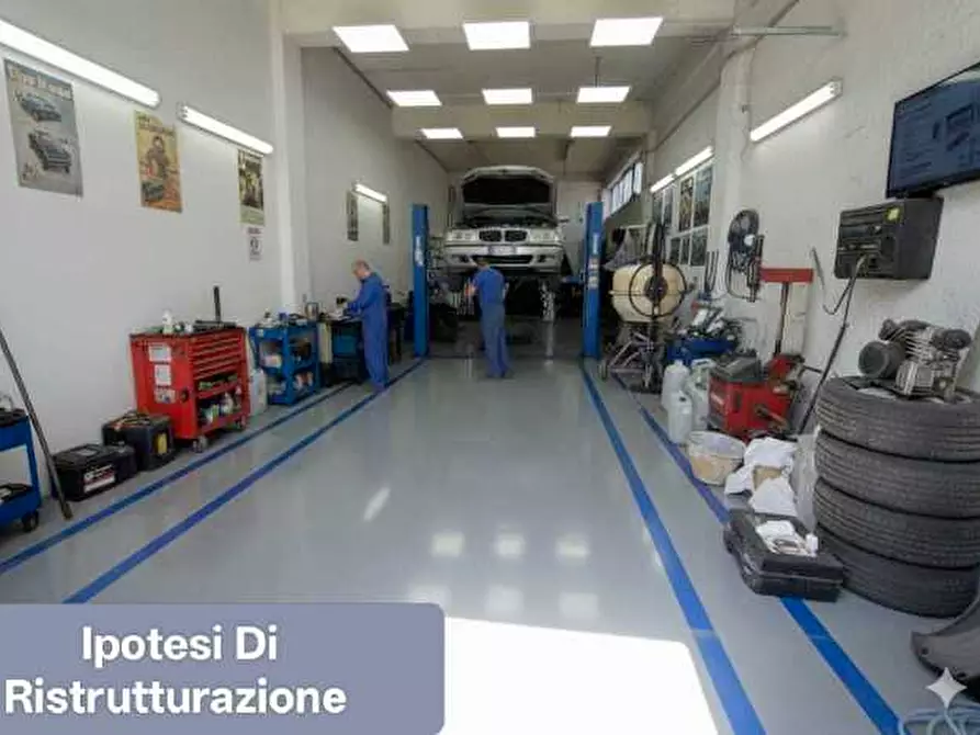 Immagine 1 di Magazzino in vendita  in Via Cesare Terranova 13 a Belpasso