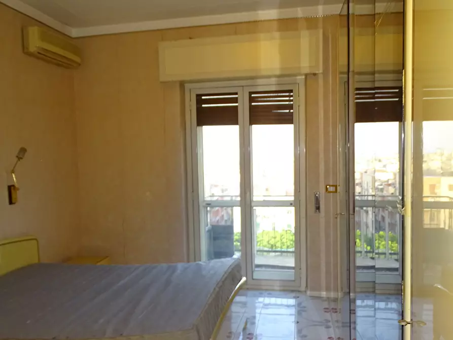 Immagine 15 di Pentalocale in vendita  in Via Salvatore Citelli 4 a Catania