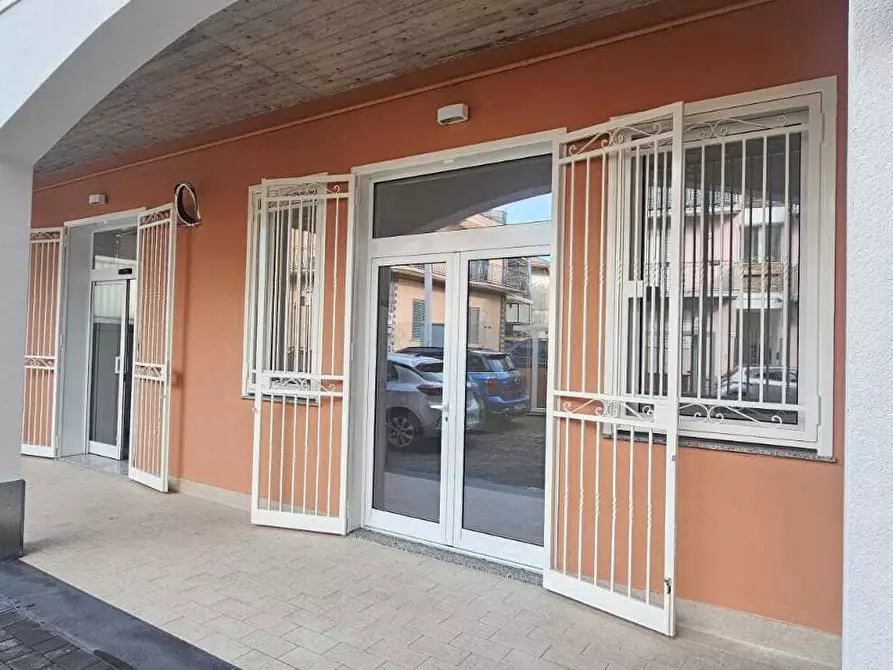 Immagine 2 di Attività artigianale in affitto  in Via Sciarelli 55 a Aci Castello