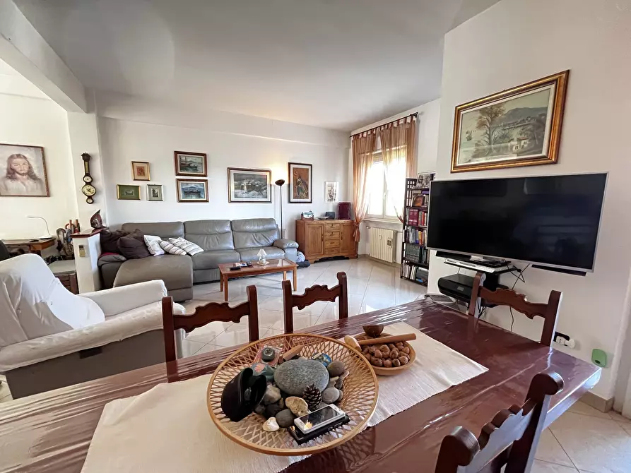 Immagine 3 di Trilocale in vendita  in Via Dogali 61 a Modena