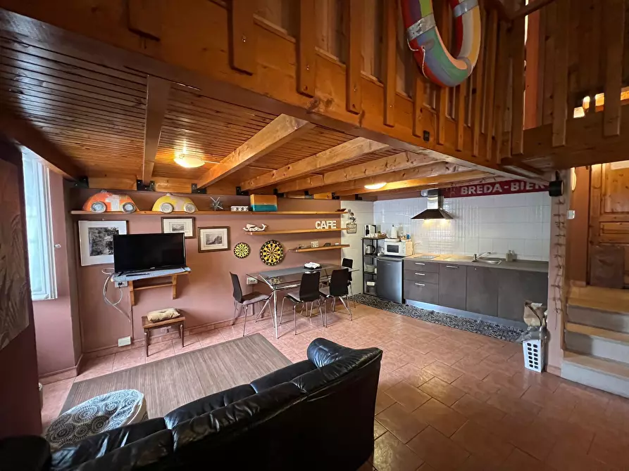 Immagine 35 di Casa indipendente in vendita  in Piazza della Costituente 4 a Ventimiglia