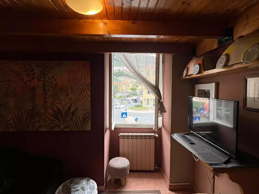 Immagine 20 di Casa indipendente in vendita  in Piazza della Costituente 4 a Ventimiglia