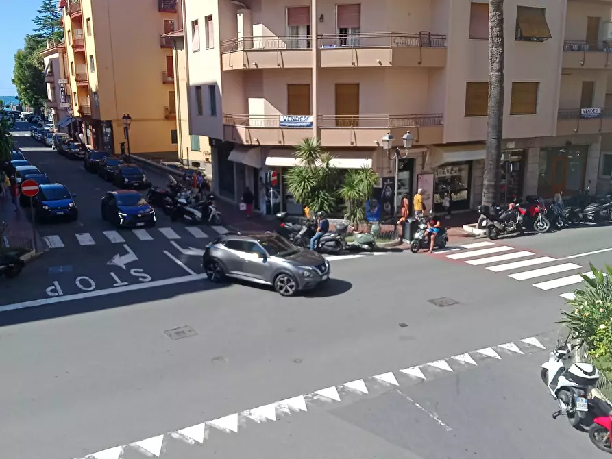Immagine 7 di Pentalocale in vendita  in Via Roma 29 a Ventimiglia