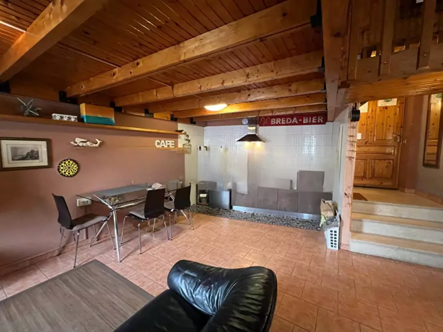 Immagine 2 di Casa indipendente in vendita  in Piazza della Costituente 4 a Ventimiglia