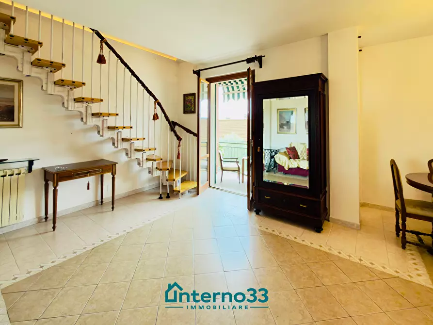 Immagine 6 di Quadrilocale in vendita  a Sarzana