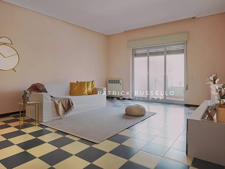 Immagine 1 di Quadrilocale in vendita  in Via Parioli 6 a Gela