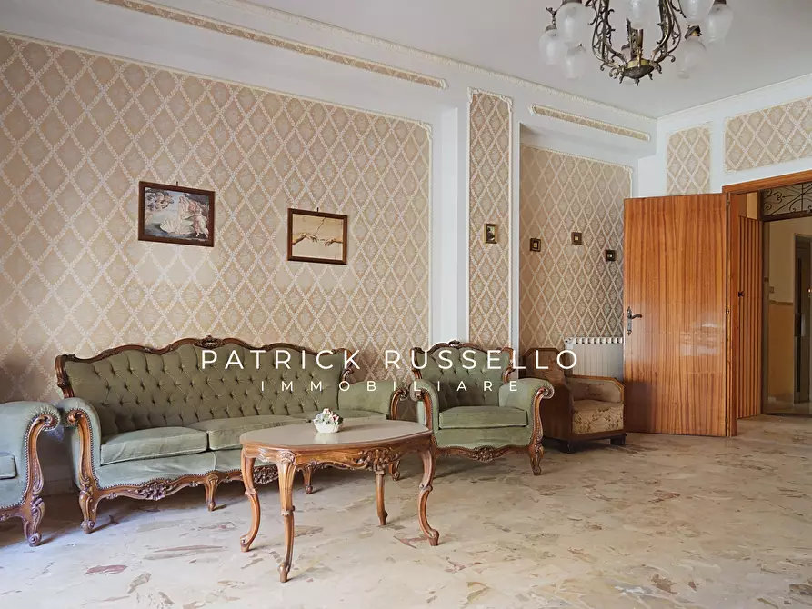 Immagine 17 di Quadrilocale in vendita  in Via Formia 40 a Gela