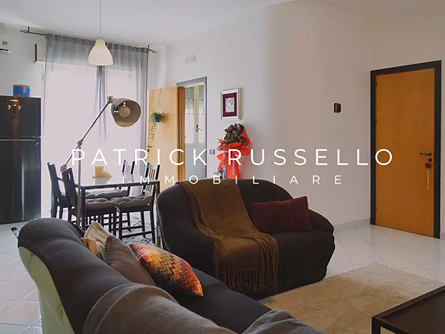 Immagine 2 di Quadrilocale in vendita  in Via Giacomo Amato 15 a Gela