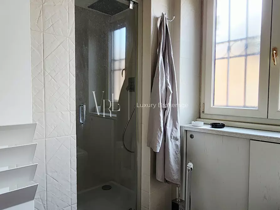 Immagine 21 di Appartamento in vendita  a Roma