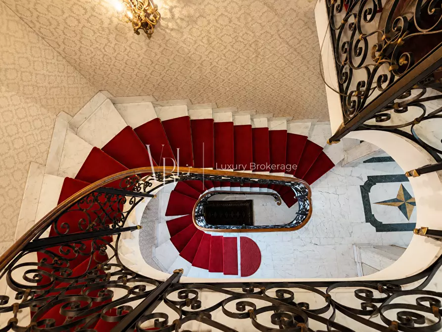Immagine 9 di Villa in vendita  a Roma