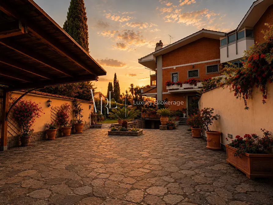 Immagine 28 di Casa bifamiliare in vendita  a Roma