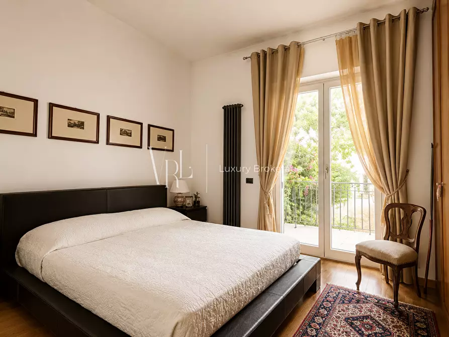 Immagine 17 di Casa bifamiliare in vendita  a Roma