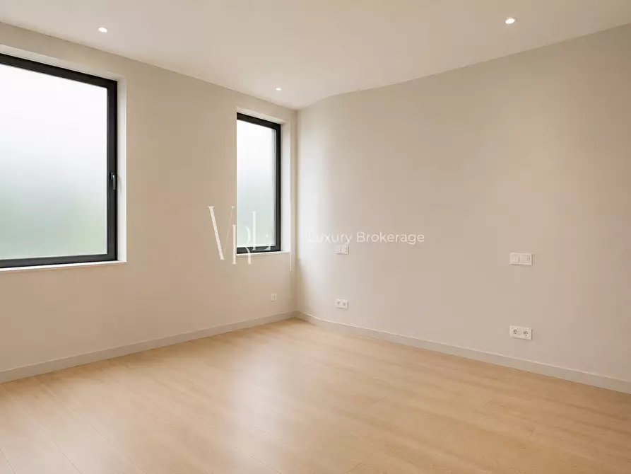 Immagine 13 di Villa in vendita  a Roma