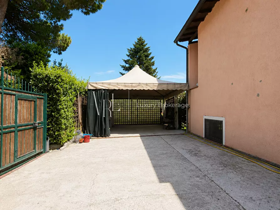 Immagine 31 di Casa bifamiliare in vendita  a Formello