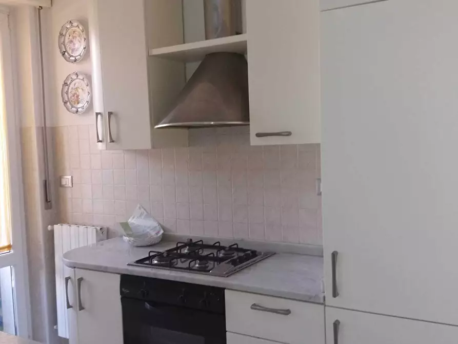 Immagine 4 di Quadrilocale in affitto  a Camaiore