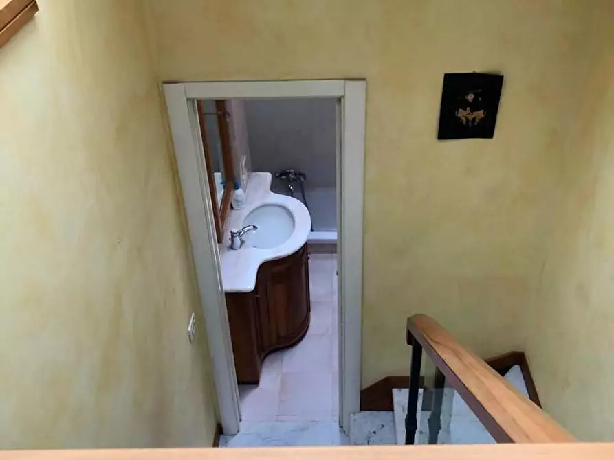 Immagine 12 di Villetta a schiera in vendita  a Viareggio