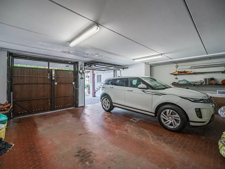 Immagine 45 di Villa in vendita  in Via Montesole 16 a Pianoro